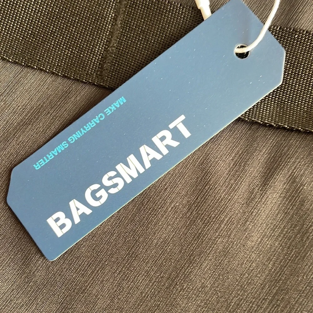 Bagsmart computer case. New in package.
